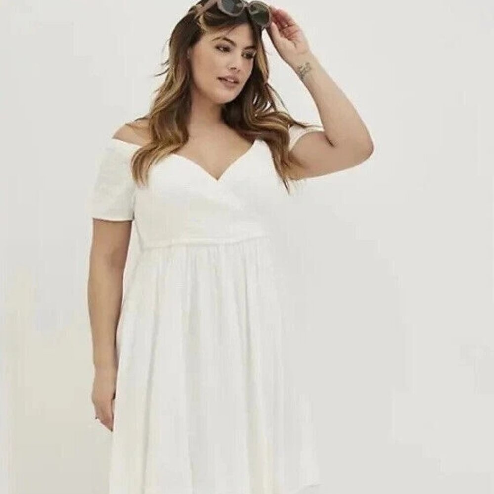 torrid White Off-Shoulder Sweetheart Midi Dress